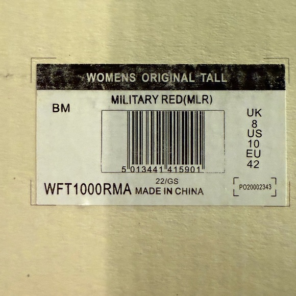 Hunter Women's Bold Red Rain Boots - Picture 11 of 12